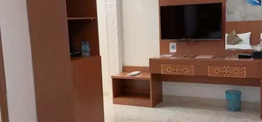 Taj Al Eiman Hotel image